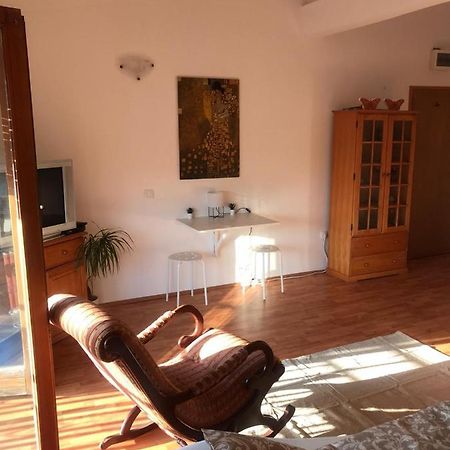Cosy Rooftop Studio With Balcony Beograd Ngoại thất bức ảnh