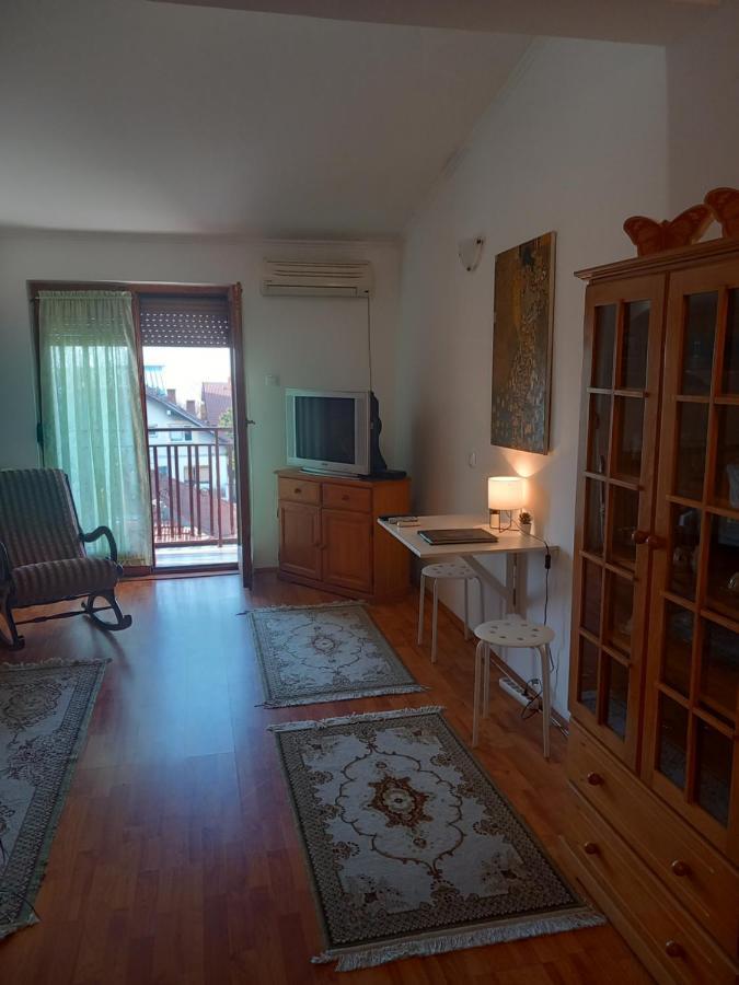 Cosy Rooftop Studio With Balcony Beograd Ngoại thất bức ảnh